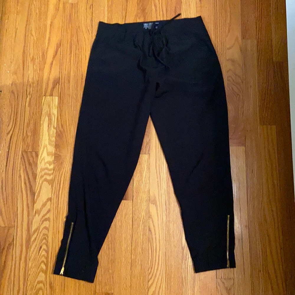 Classic Black Albion Fit Jetsetter Joggers